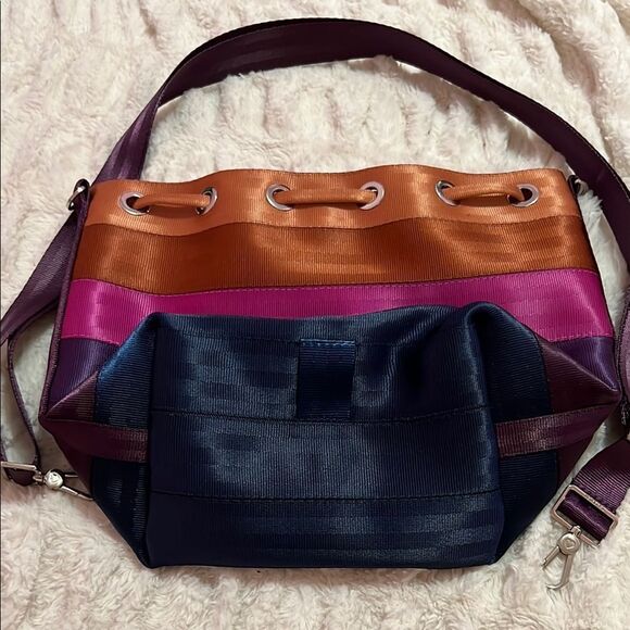 Harvey’s your a gem park hopper bag - Picture 6 of 8